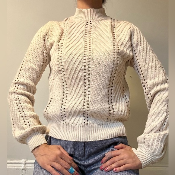 Mock neck sweater - Picture 5 of 13